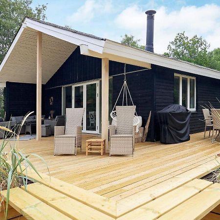 Holiday Home Laeso Liii Esterno foto